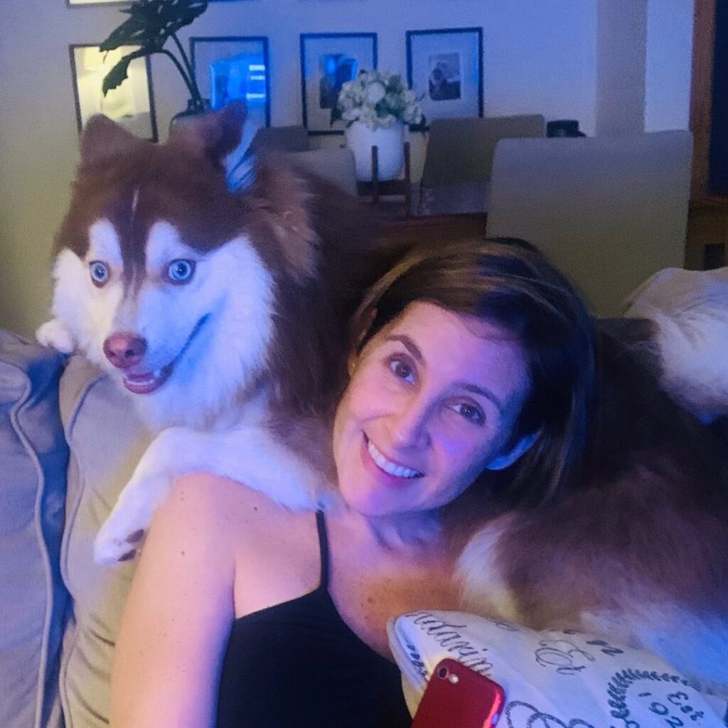 Miva, the passionate Pomsky enthusiast and expert behind Pomsky Shop, hails from the beautiful country of El Salvador. As a devoted wife and proud mother of five grown children, Miva has always had a deep love for family and pets. Her journey into the enchanting world of Pomskies began with the arrival of her beloved Griffin, a playful and affectionate Pomsky who instantly captured her heart.